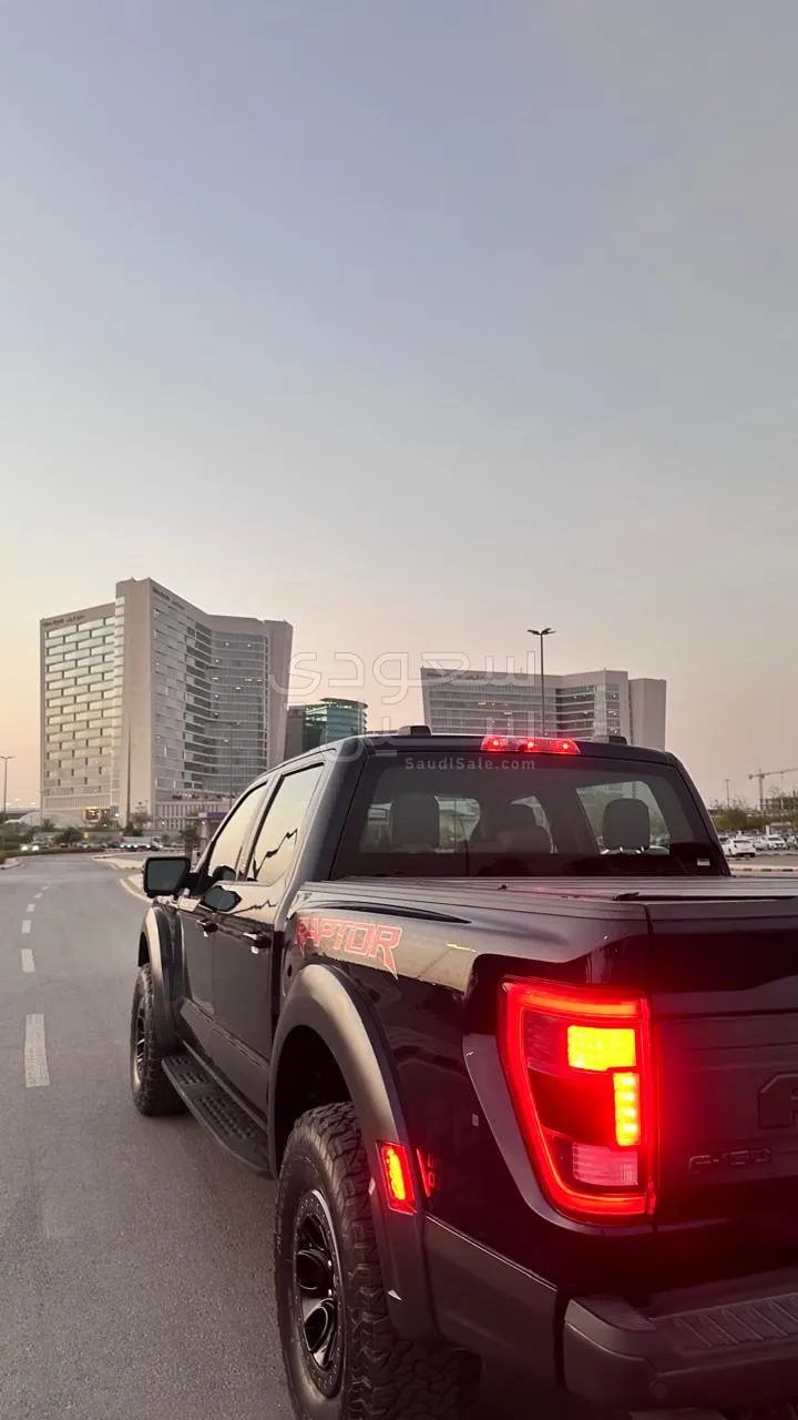 2022 فورد اف 150 رابتور