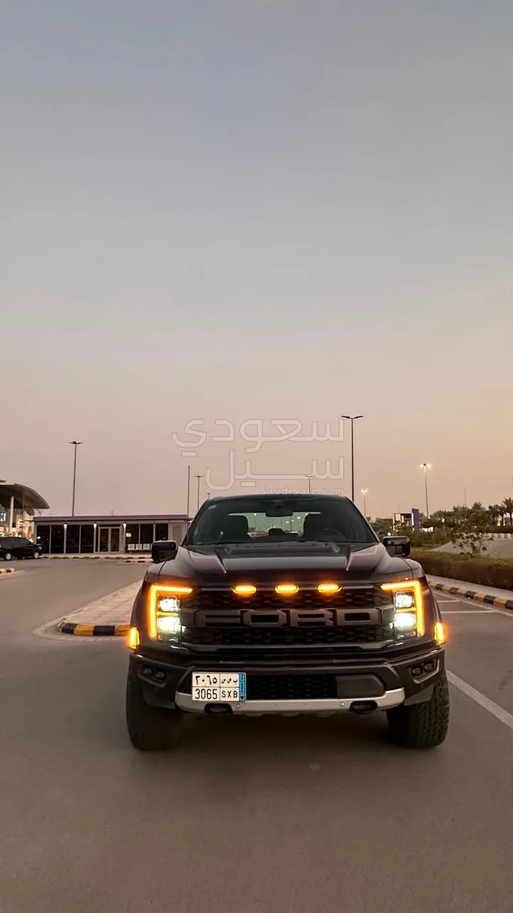 2022 فورد اف 150 رابتور