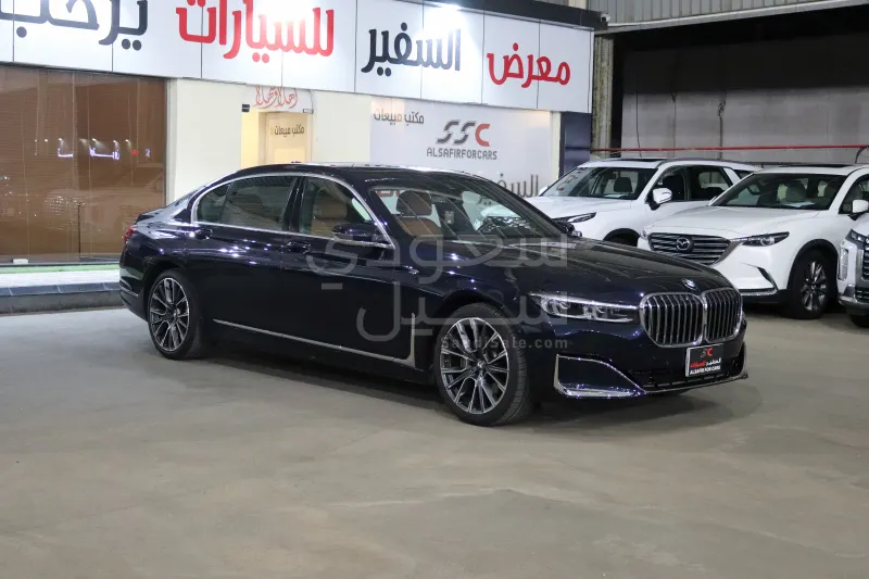 2020 بي ام دبليو الفئة السابعة 730 إل أي