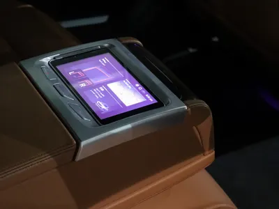 2020 بي ام دبليو الفئة السابعة 730 إل أي