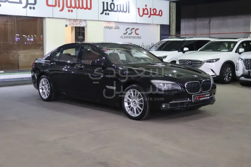 2010 بي ام دبليو الفئة السابعة 760 إل أي