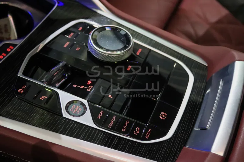 2024 بي ام دبليو الفئة اكس 6