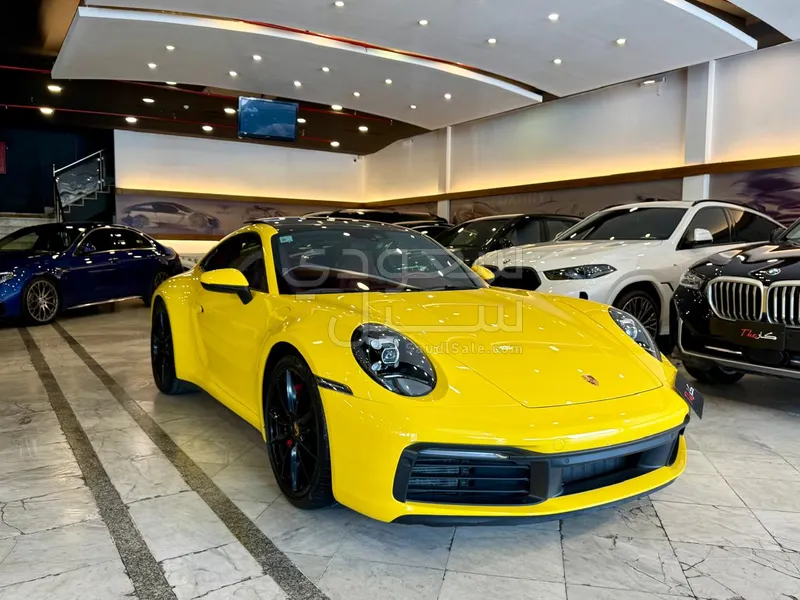 2020 بورش 911 كاريرا 4