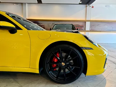 2020 بورش 911 كاريرا 4