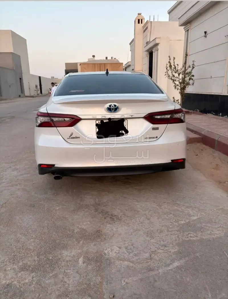 2023 تويوتا كامري لومير