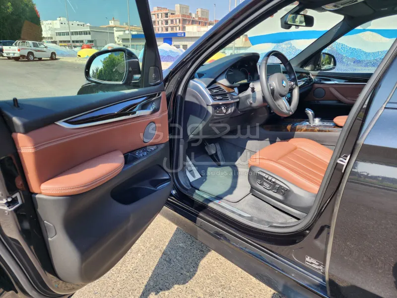 2018 BMW X Series 5 M Kit