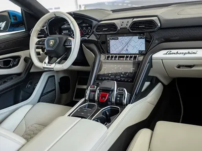 2022 لمبرجيني اوروس
