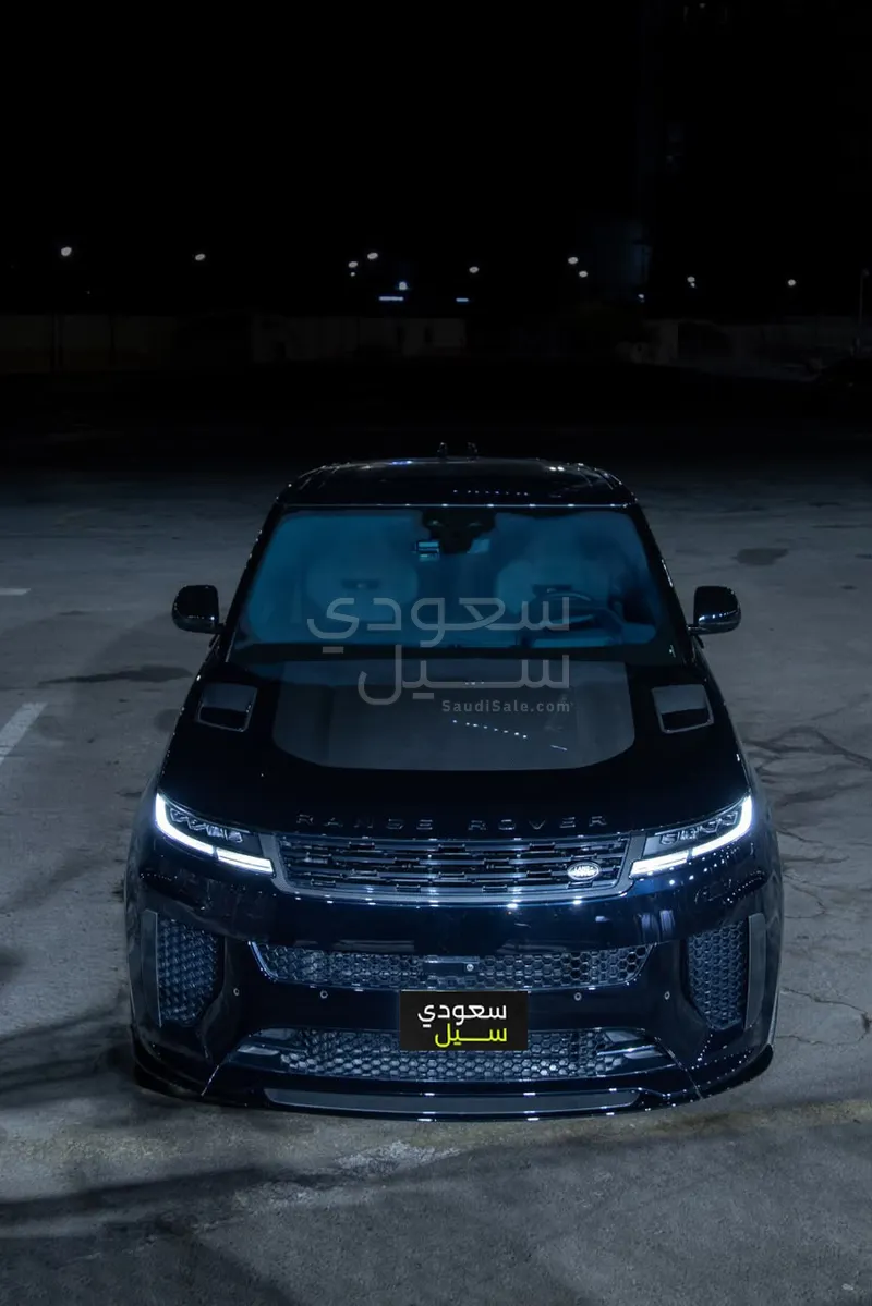 2025 لاند روفر رينج روفر سبورت اس في