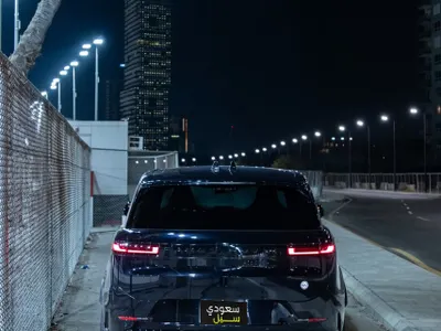 2025 لاند روفر رينج روفر سبورت اس في