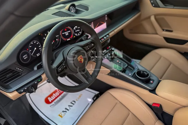 2024 بورش 911 كاريرا اس