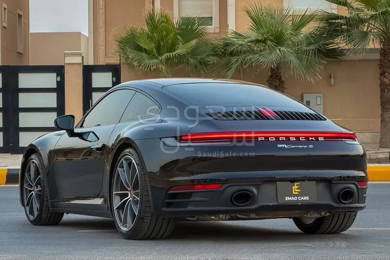 2024 بورش 911 كاريرا اس