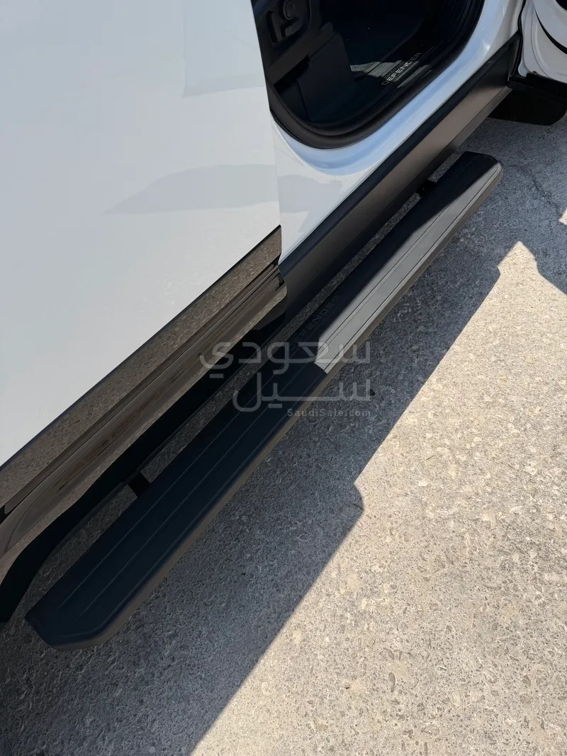 2026 لاند روفر ديفيندر V8 P525 ادشن