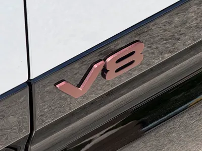 2026 لاند روفر ديفيندر V8 P525 ادشن