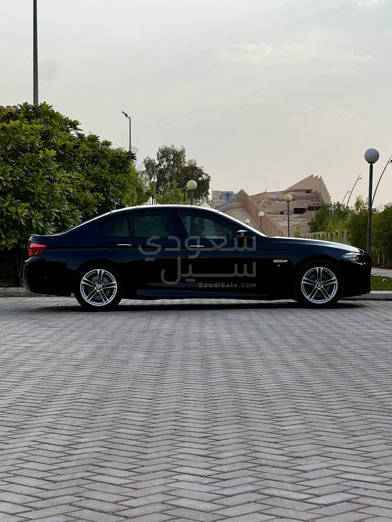 2015 بي ام دبليو الفئة الخامسة 528 أي