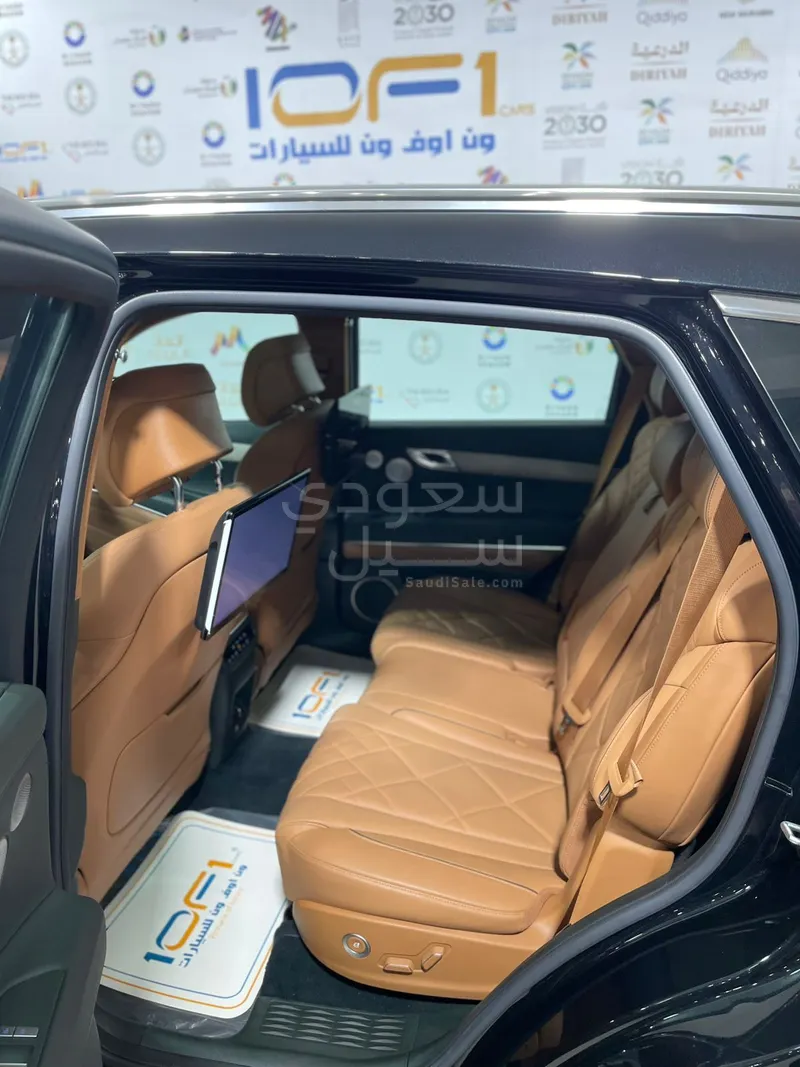 2025 جينيسيس جي في 80