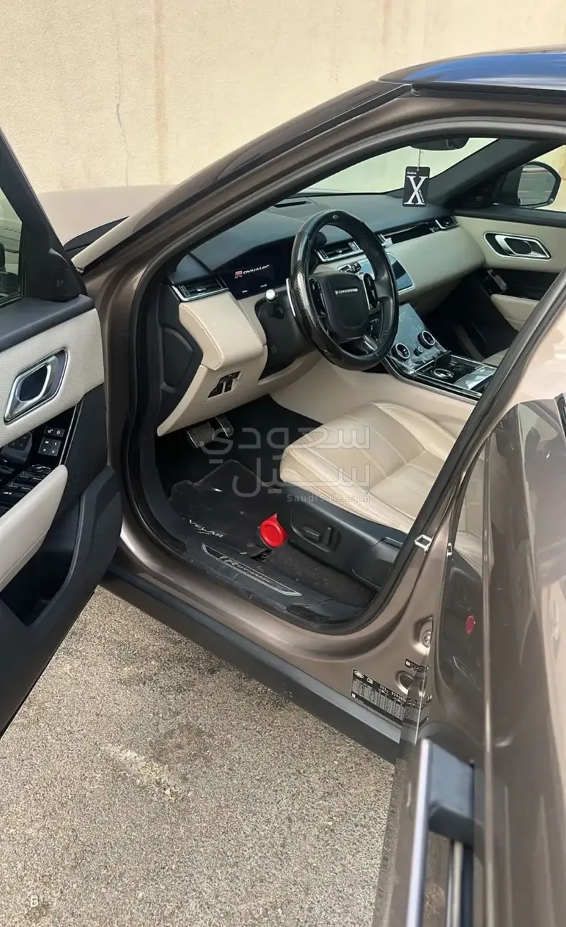2019 لاند روفر رينج روفر فيلار أر - دايناميك