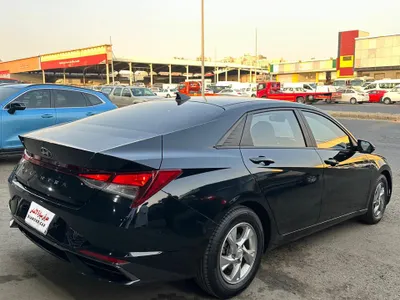 2021 هيونداي النترا