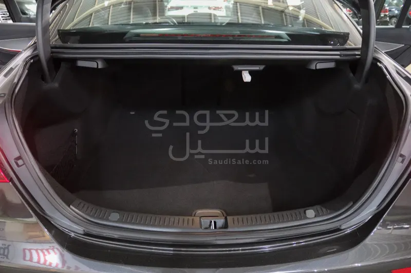 2021 مرسيدس - بنز إي 350