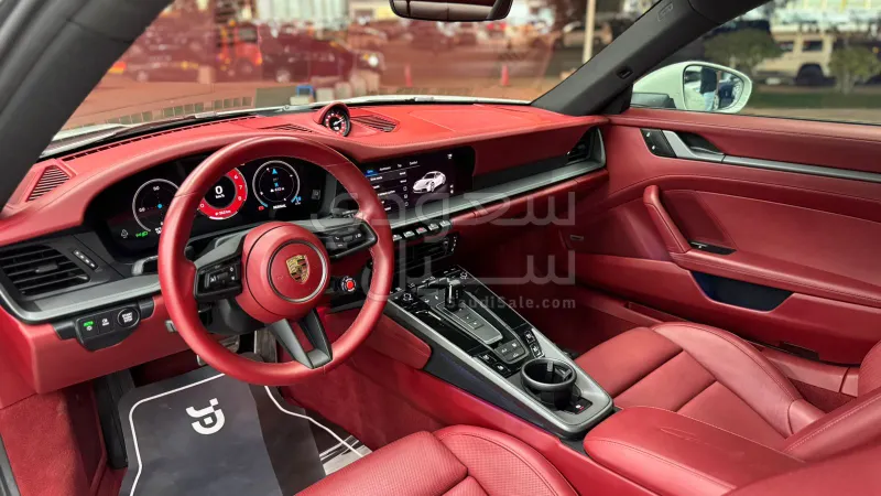 2025 بورش 911 كاريرا