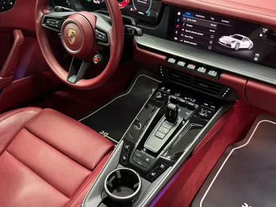 2025 بورش 911 كاريرا