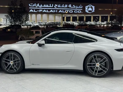 2025 بورش 911 كاريرا