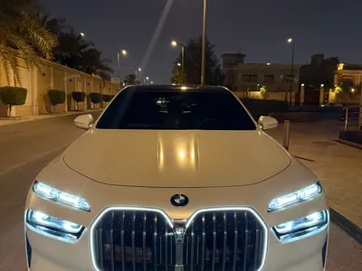2023 بي ام دبليو الفئة السابعة 735 إل أي