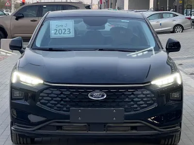 2023 فورد توروس