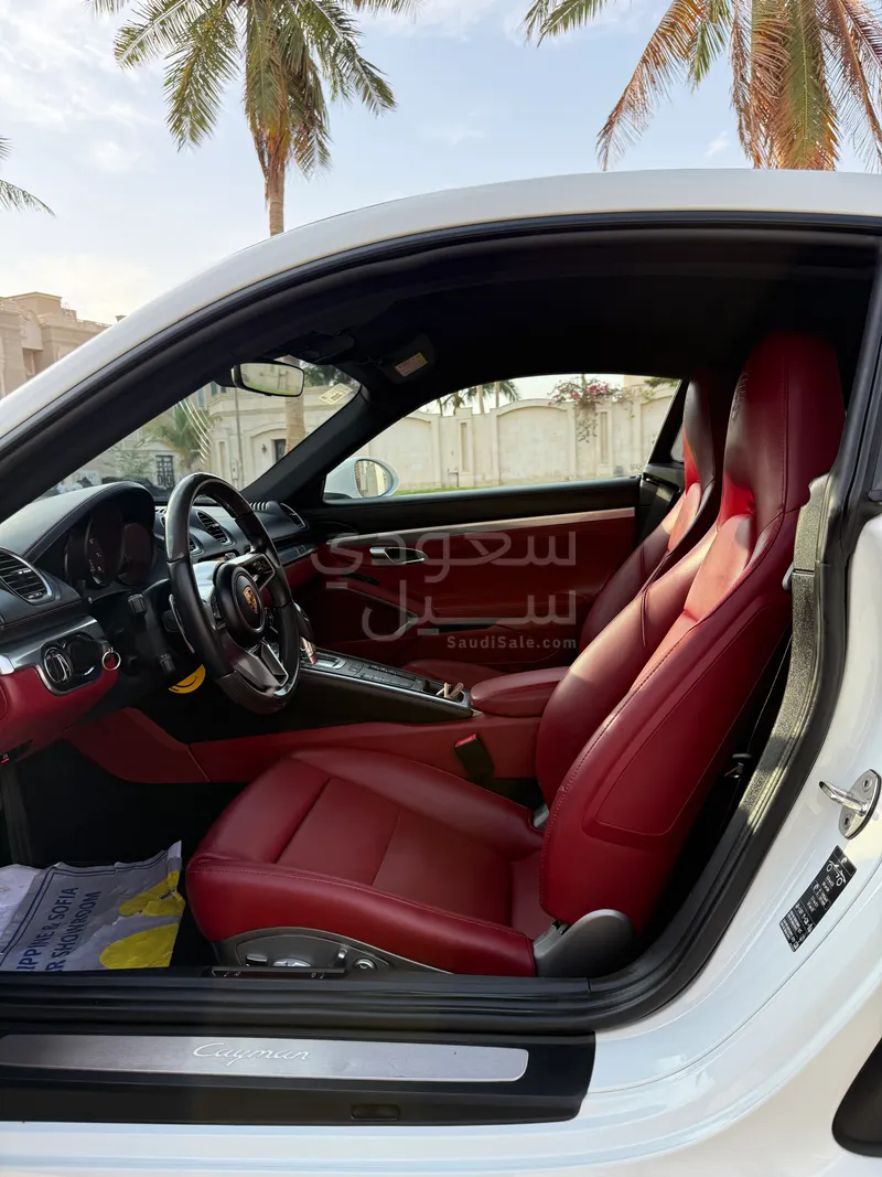 2024 بورش 718 كايمان