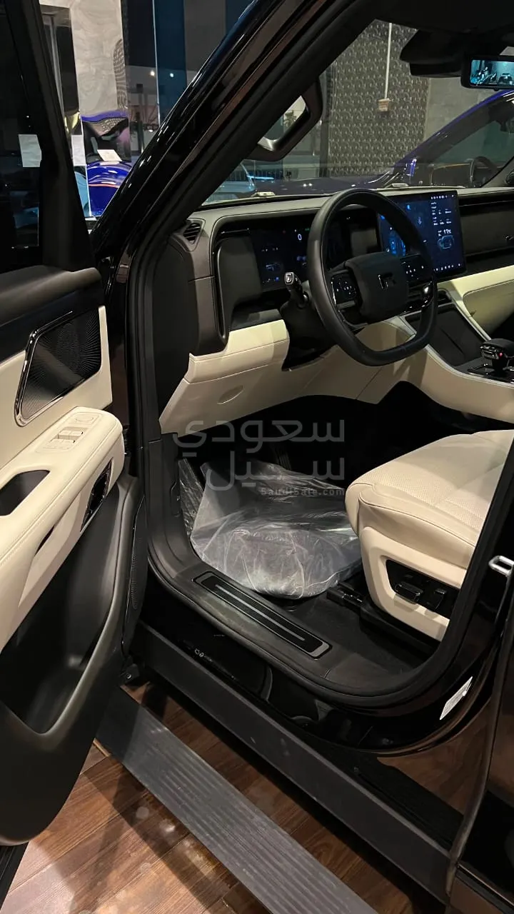 2026 روكس 01