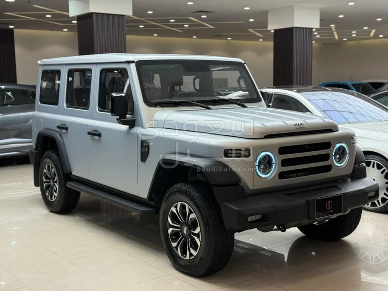 2027 باو 212 T01