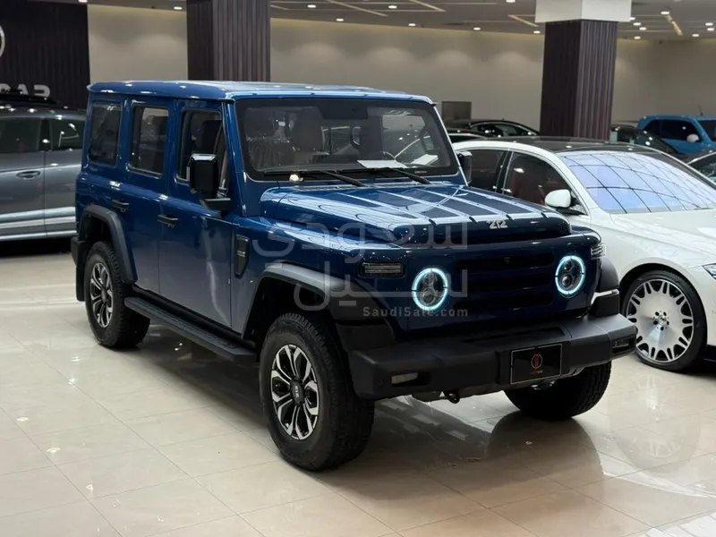 2027 باو 212 T01