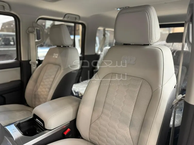 2027 باو 212 T01