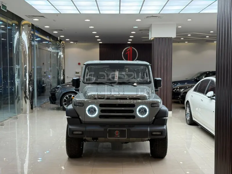 2027 باو 212 T01