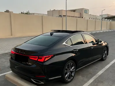 2022 لكزس إي إس 350 دي دي