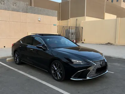 2022 لكزس إي إس 350 دي دي