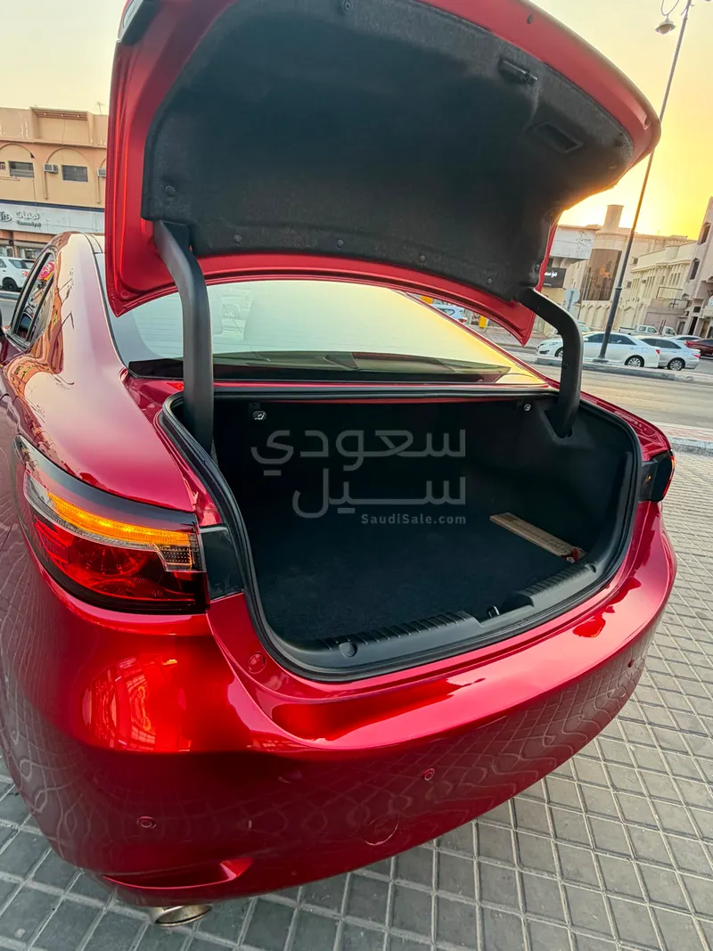 2023 مازدا مازدا 6