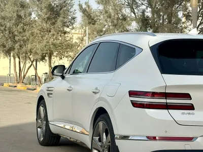 2023 جينيسيس جي في 80