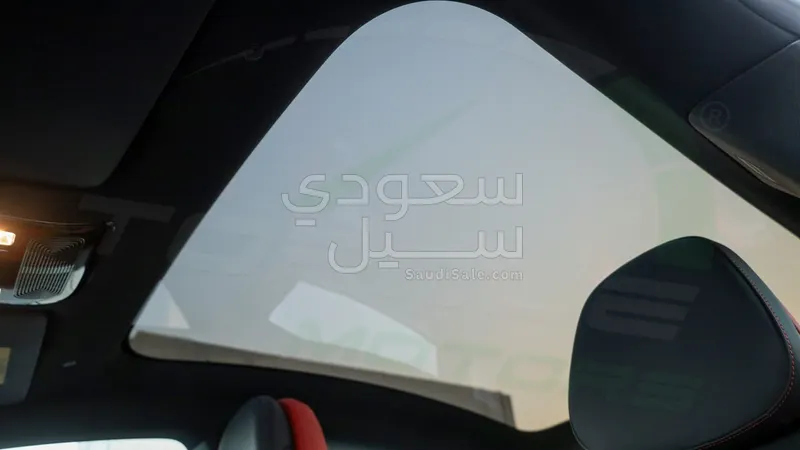 2027 مرسيدس - بنز سي إل أي 200 كوب
