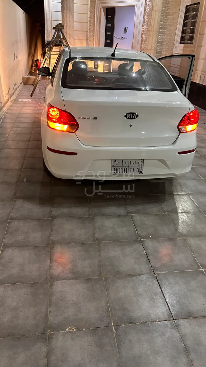 2020 كيا بيجاس