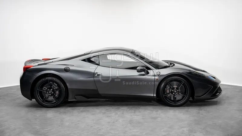 2014 فيراري 458 سبيشل
