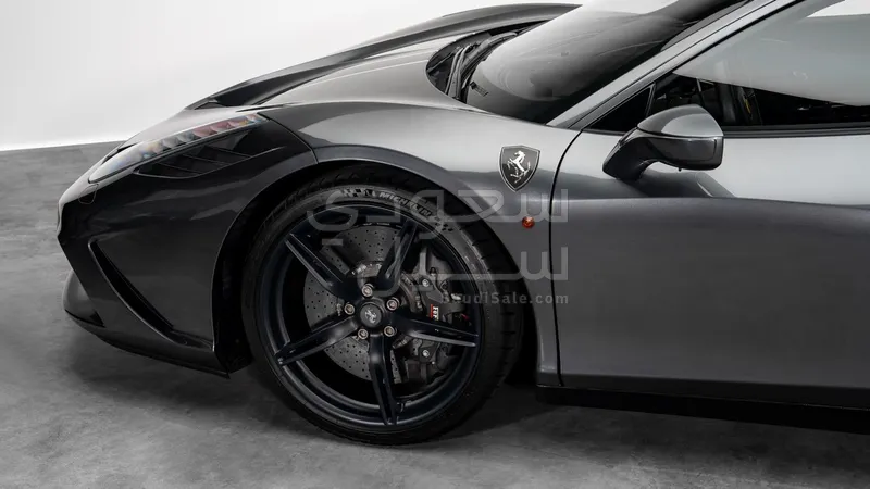 2014 فيراري 458 سبيشل