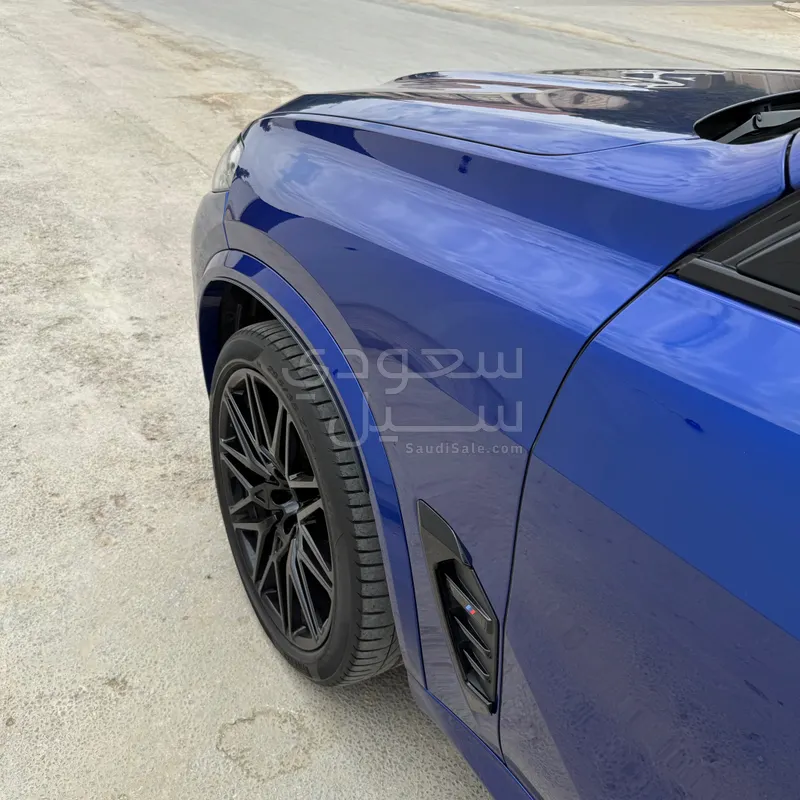 2024 بي ام دبليو الفئة اكس 5 إم كومبيتيشن