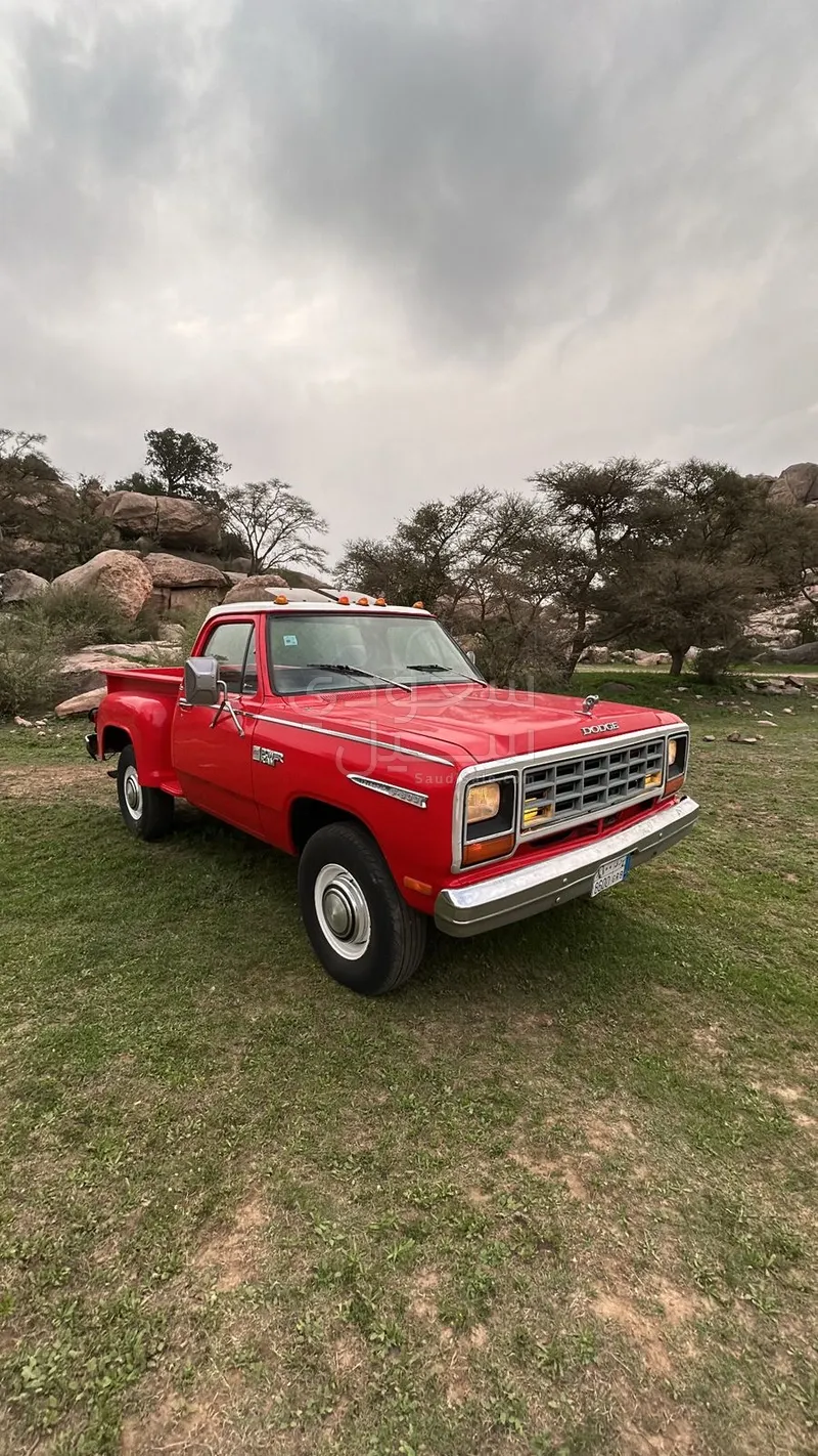 1981 دودج رام 1500 كلاسيك