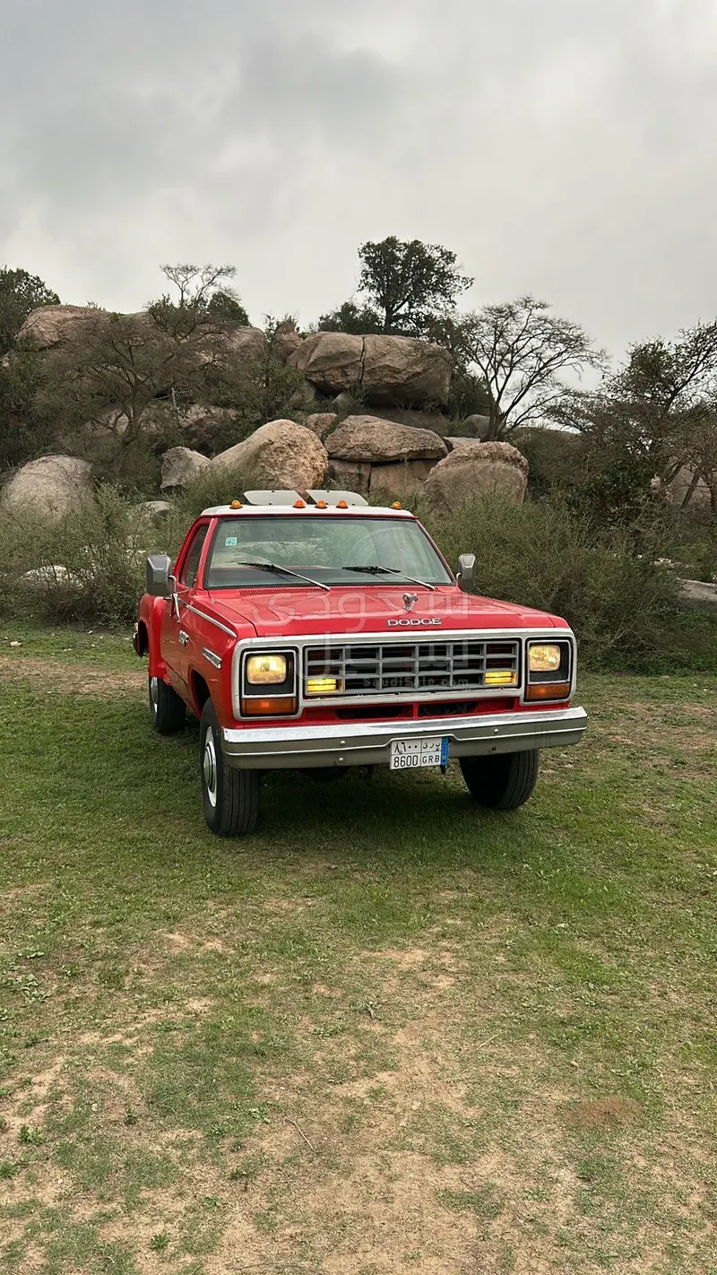 1981 دودج رام 1500 كلاسيك