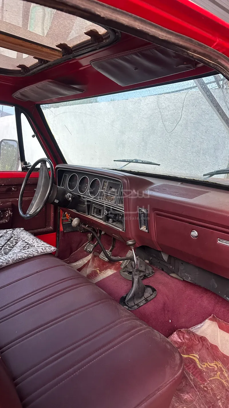 1981 دودج رام 1500 كلاسيك
