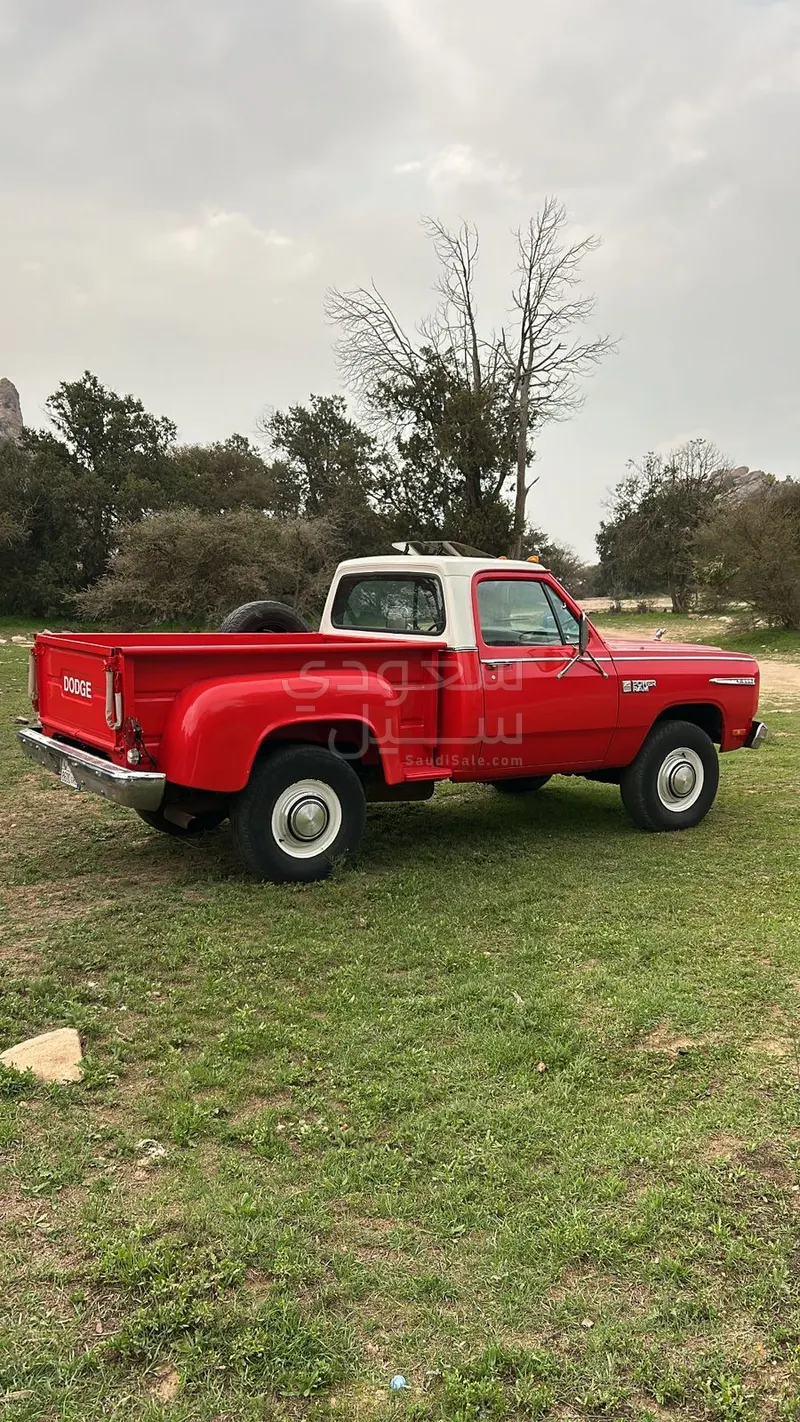1981 دودج رام 1500 كلاسيك