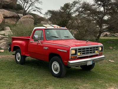 1981 دودج رام 1500 كلاسيك