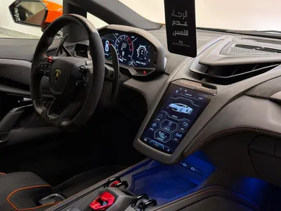 2025 لمبرجيني ريفويلتو
