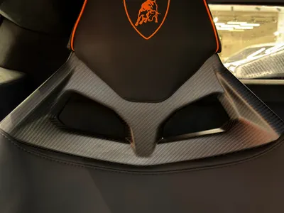 2025 لمبرجيني ريفويلتو