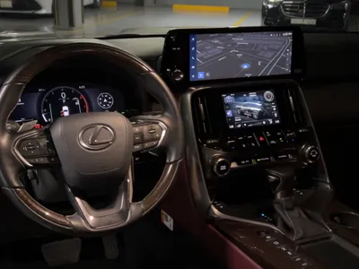 2025 لكزس إل إكس 600 BB